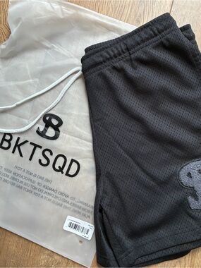NEW Bucketsquad Classic Chenille Youth Shorts Black